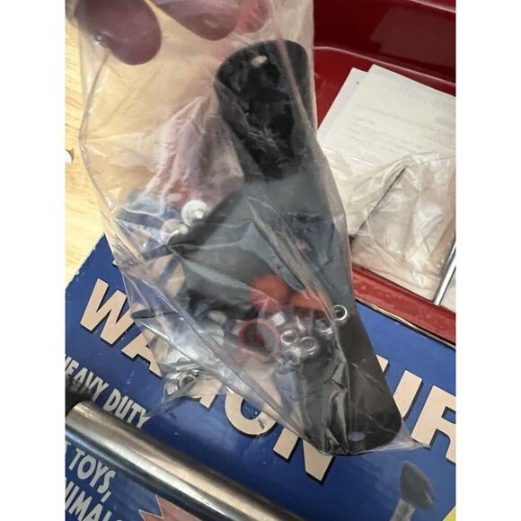 Harbor Freight Tools Miniature Wagon #37575 Vintage Assembly Required - Picture 5 of 9